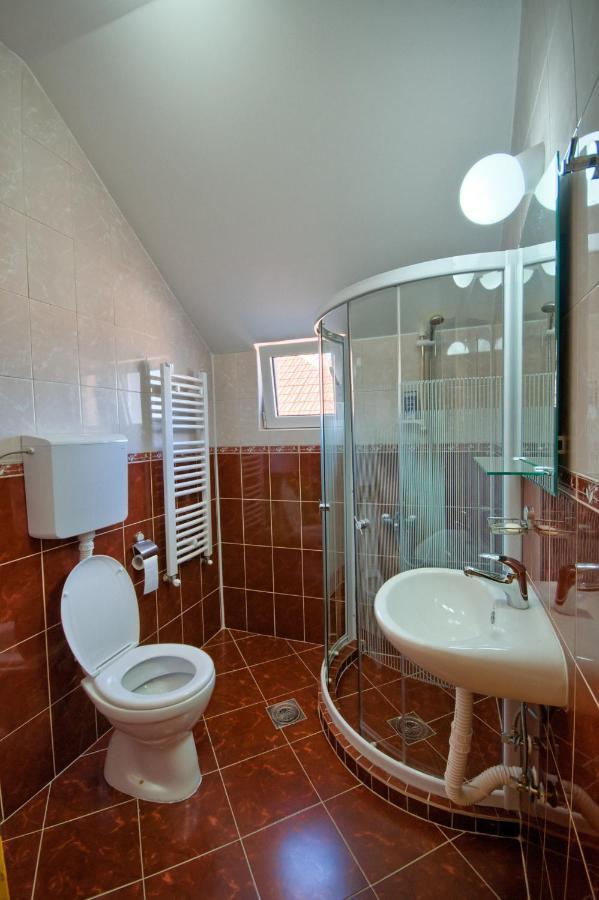Guest House Villa Mir Κραγκούγιεβατς Εξωτερικό φωτογραφία