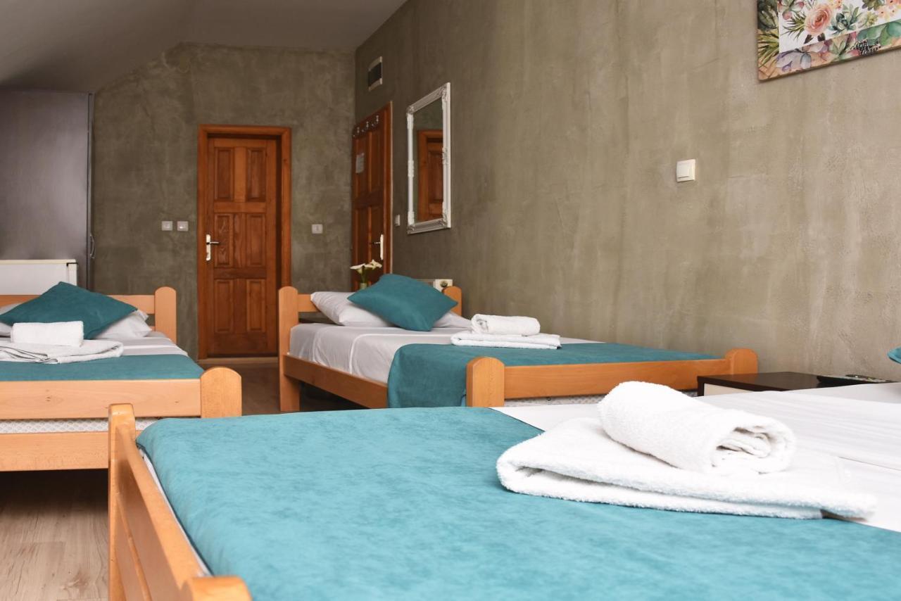 Guest House Villa Mir Κραγκούγιεβατς Εξωτερικό φωτογραφία