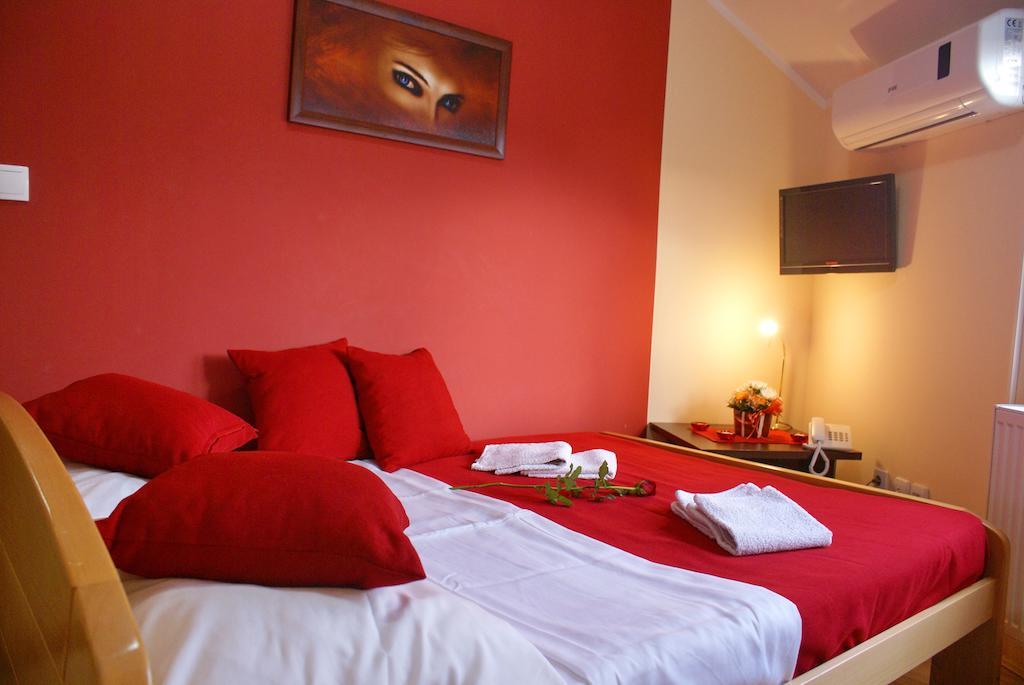 Guest House Villa Mir Κραγκούγιεβατς Δωμάτιο φωτογραφία